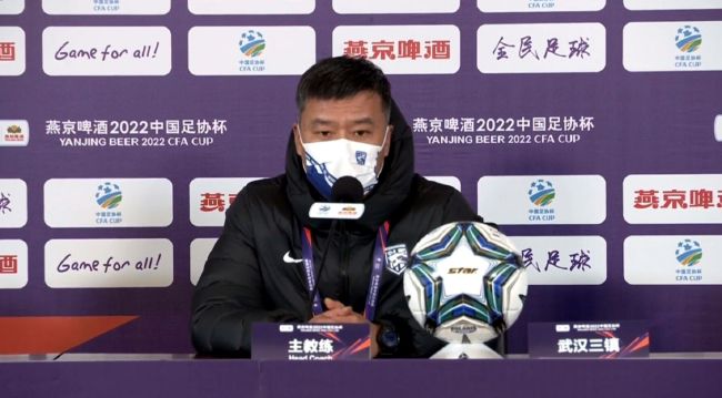 电影融合了超现实、侦探、科幻多种元素